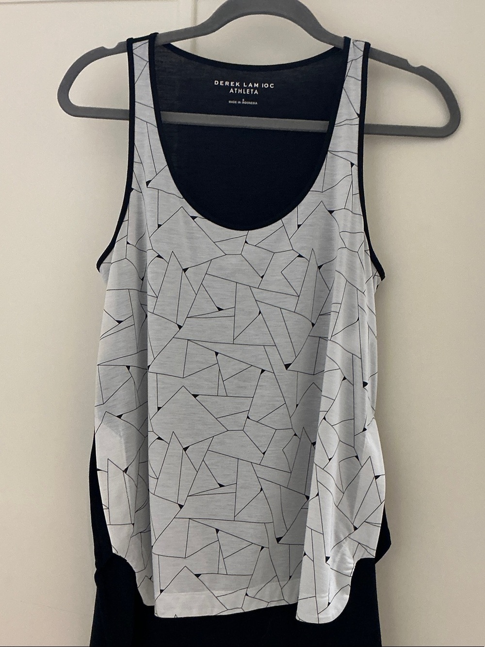 Athleta Light Gray Geometric-Print Tank with Black Trim
